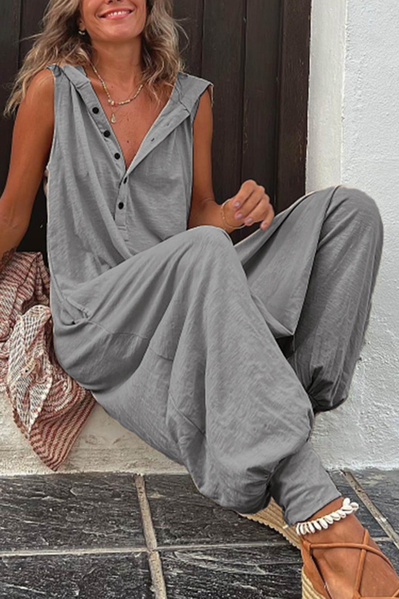 GR | Sleeveless hooded suit