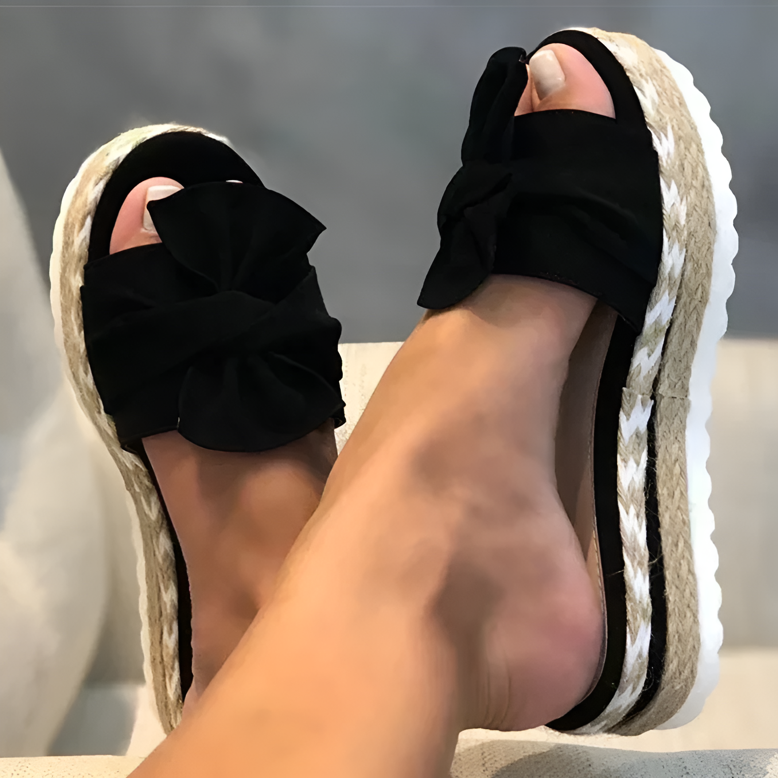 GR | Wedge sandals with bow detail