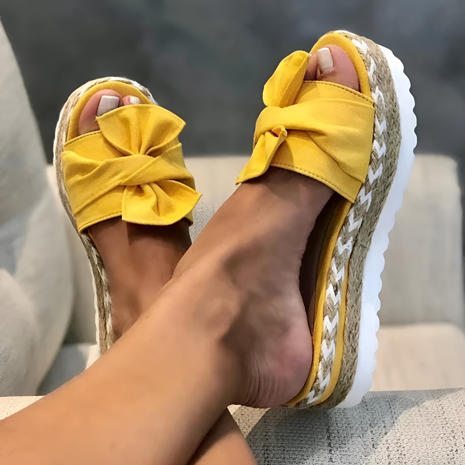 GR | Wedge sandals with bow detail