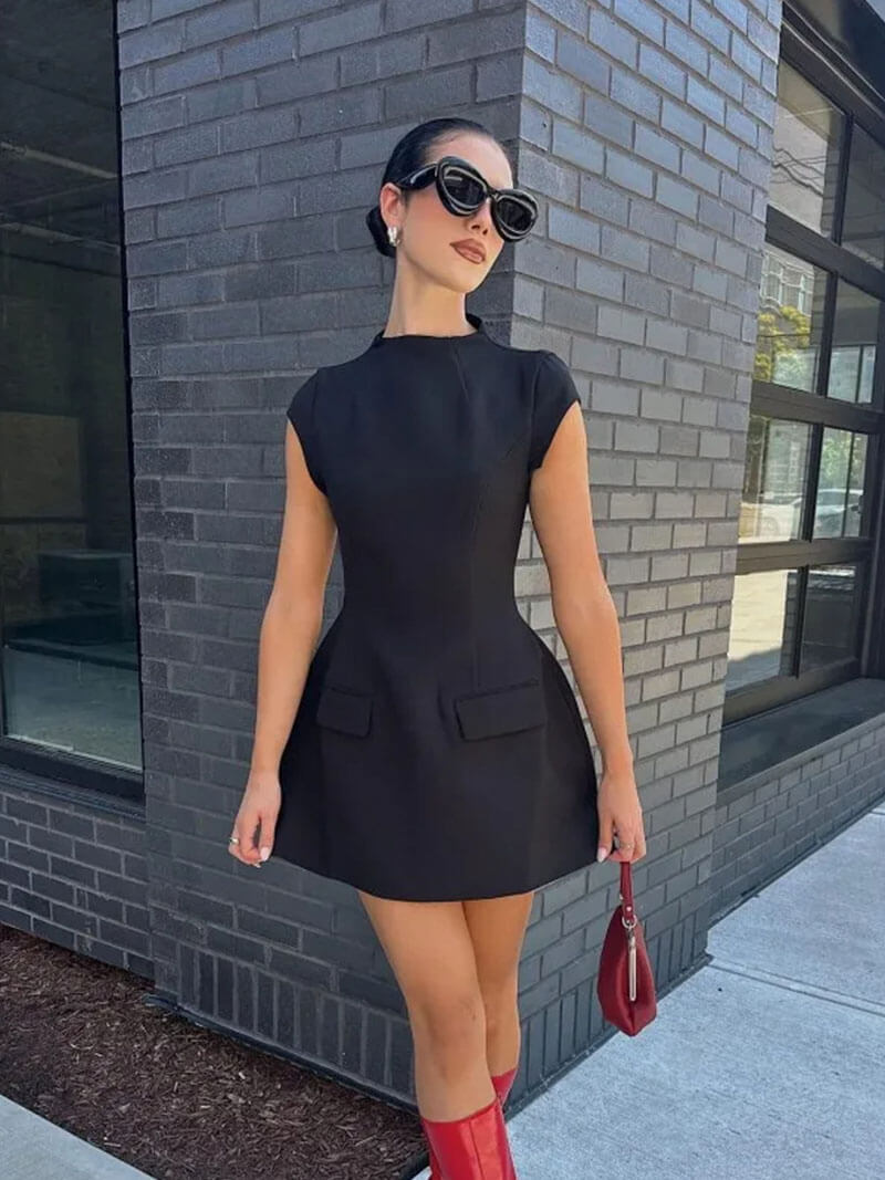 GR | Dress - Elegant Black - Perfect for Romantic Evenings