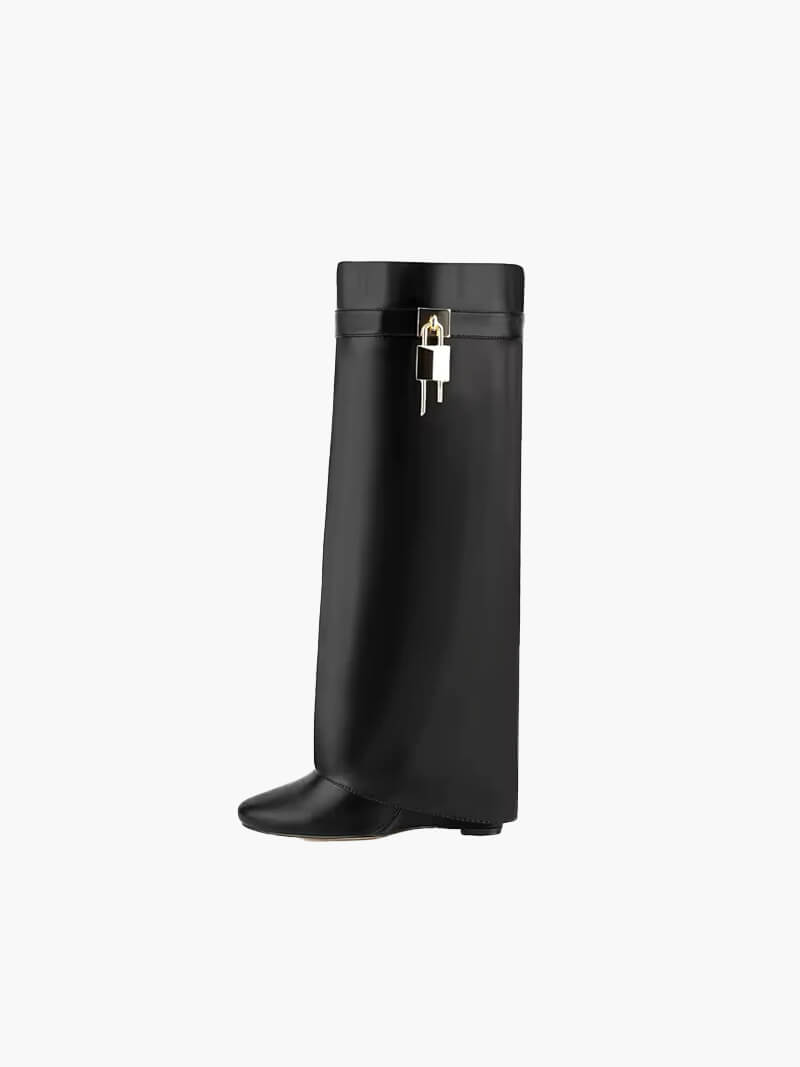 GR | Boots - Women's - Gold-colored buckle detail - Sustainable and animal-friendly boots with a luxurious look