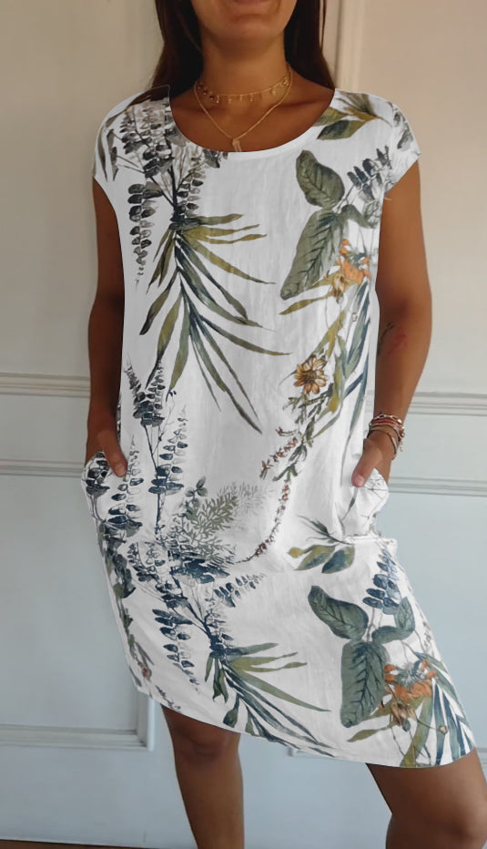 GR | Short sleeves, loose fit, short dress, floral dress 