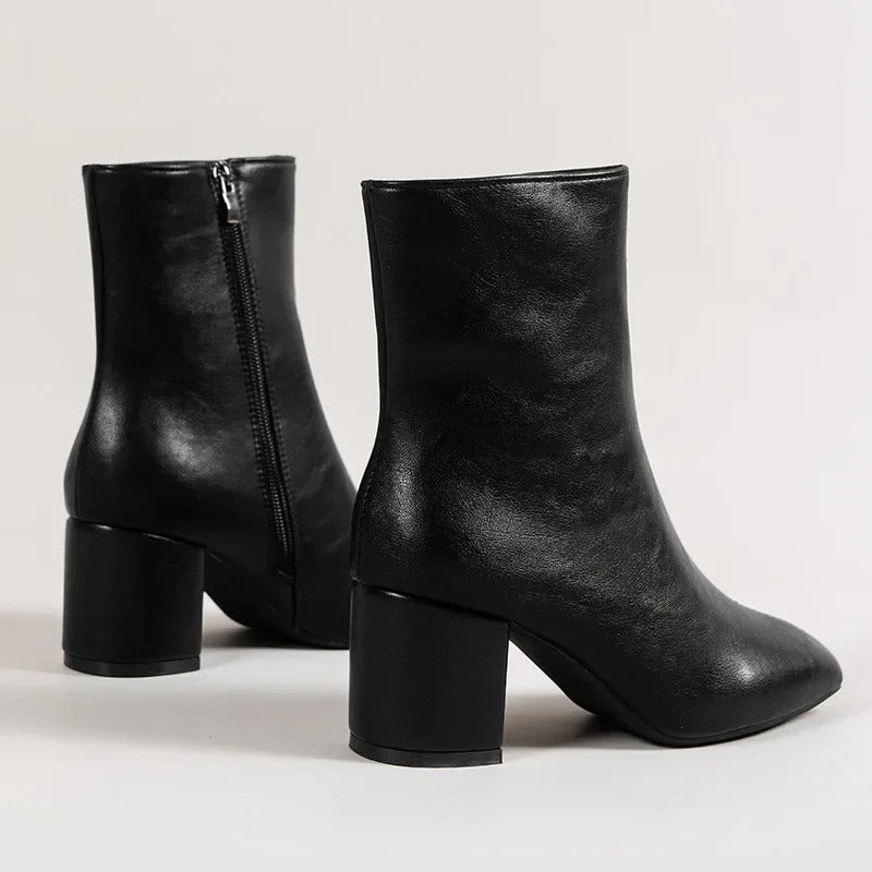 GR | Salomé Stylish Ankle Boots with Block Heel