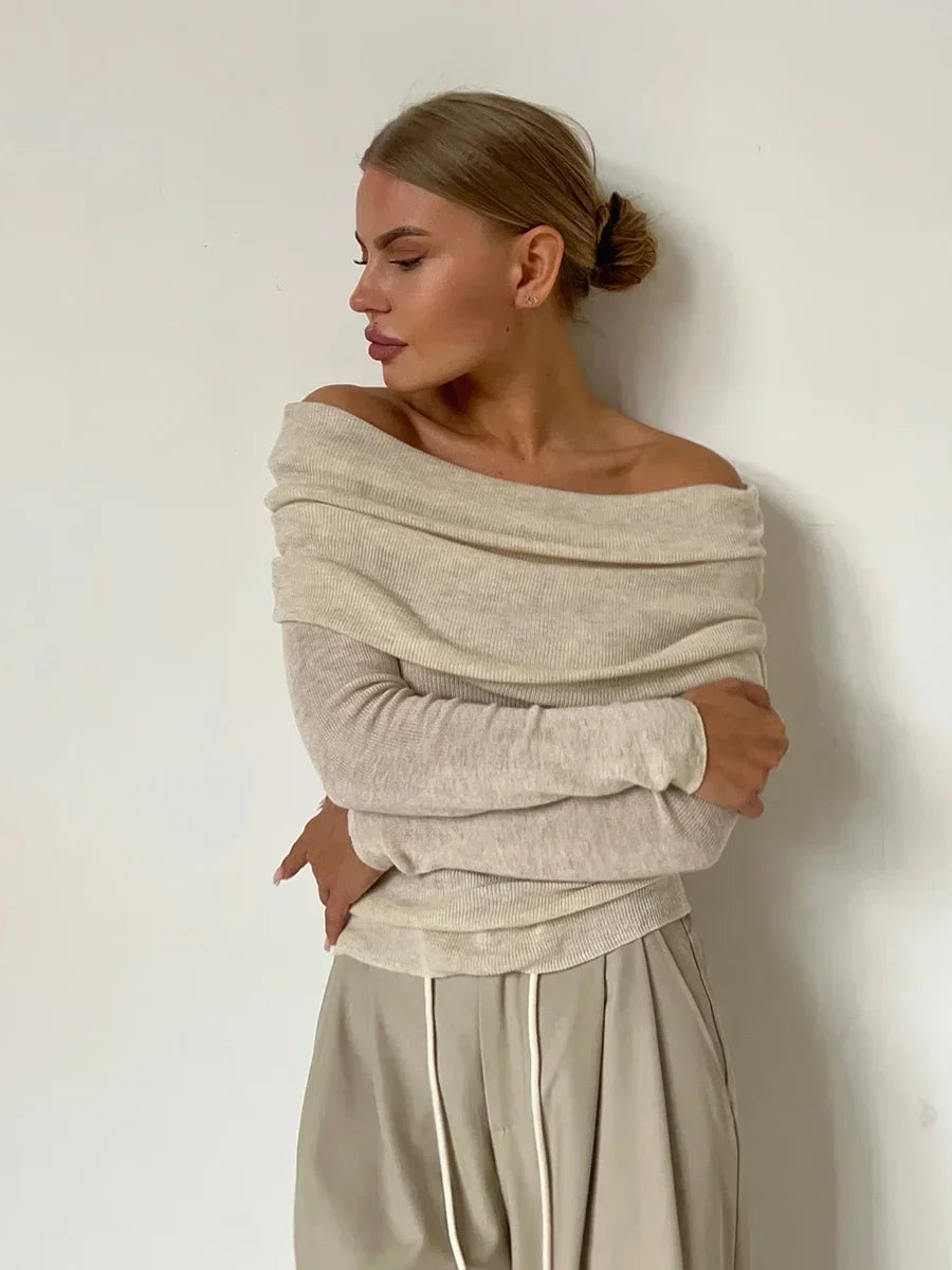 GR - Off Shoulder Pullover