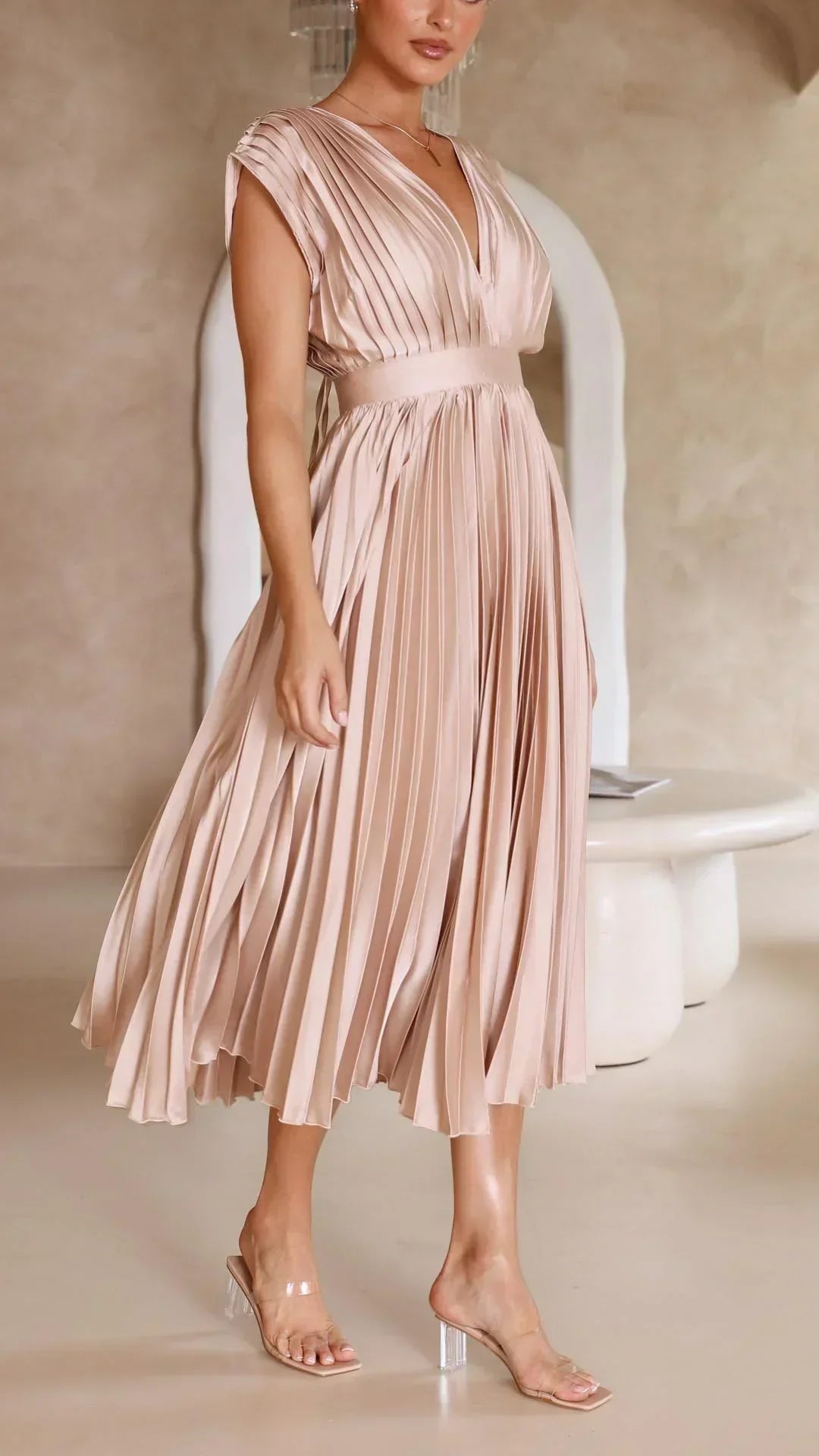 GR | Electrically Pleated, Elegant Sleeveless Dress