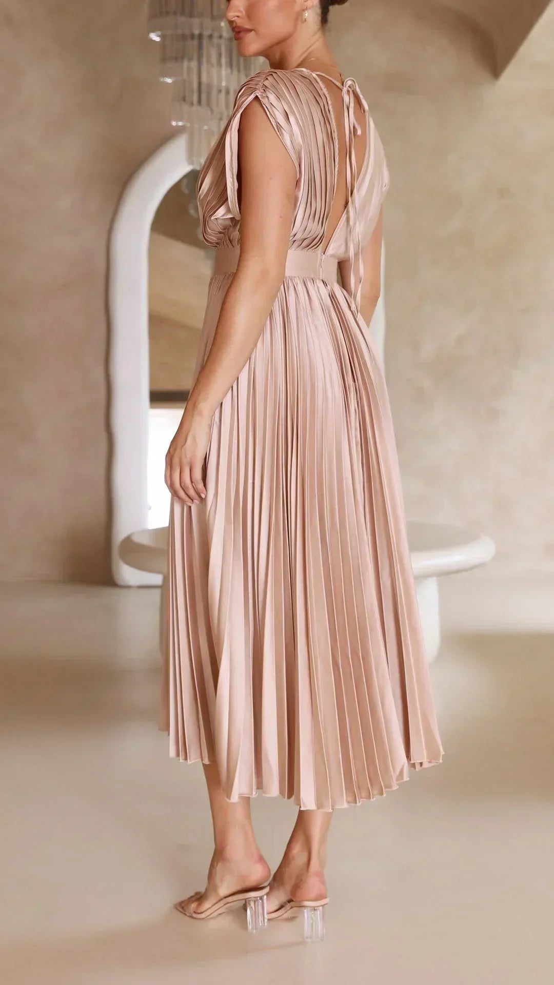 GR | Electrically Pleated, Elegant Sleeveless Dress