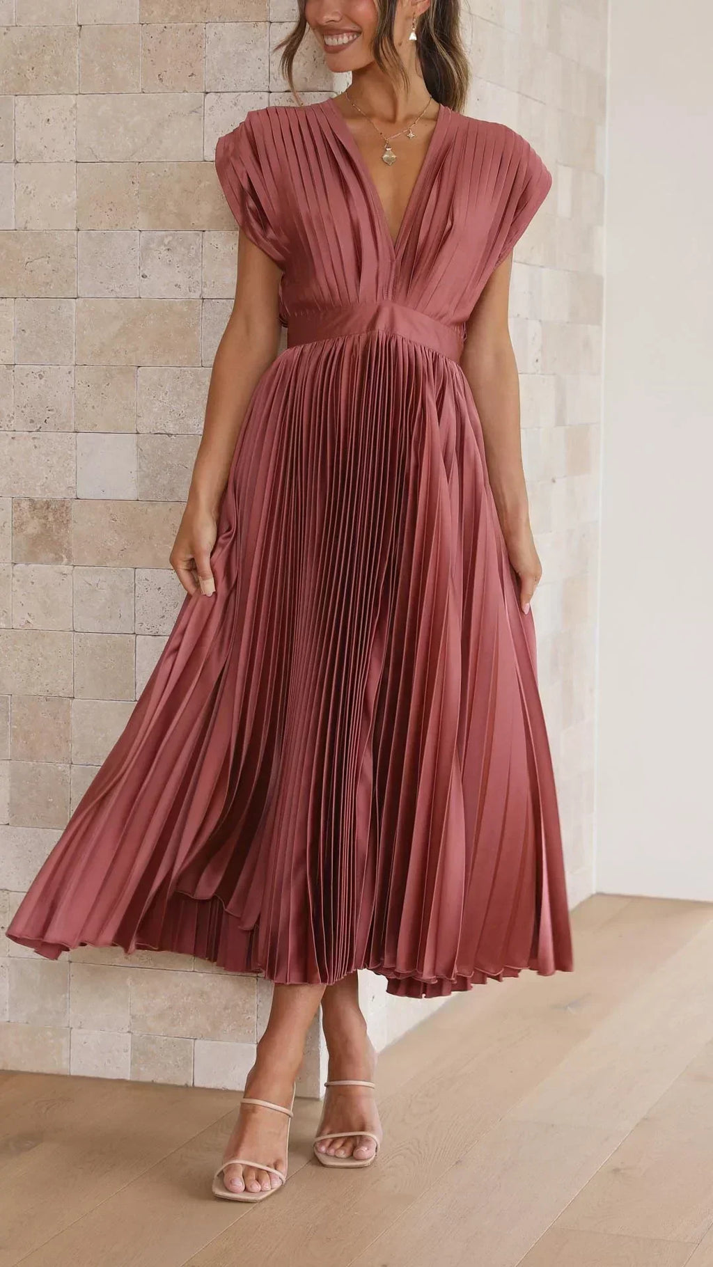 GR | Electrically Pleated, Elegant Sleeveless Dress