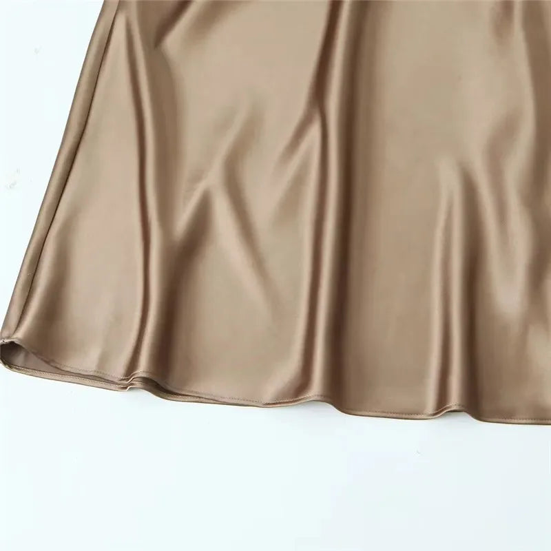GR | Elegante Satin-Midikleid