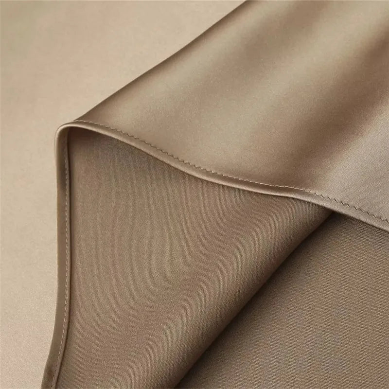 Sophia™ - Elegantes Satin-Midikleid