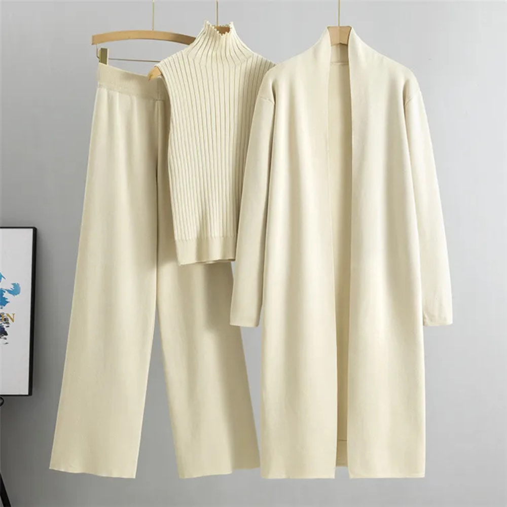 GR | 3-Piece Ensemble for Women