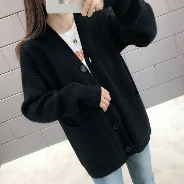 Casual cardigans with a V-neck and long sleeves