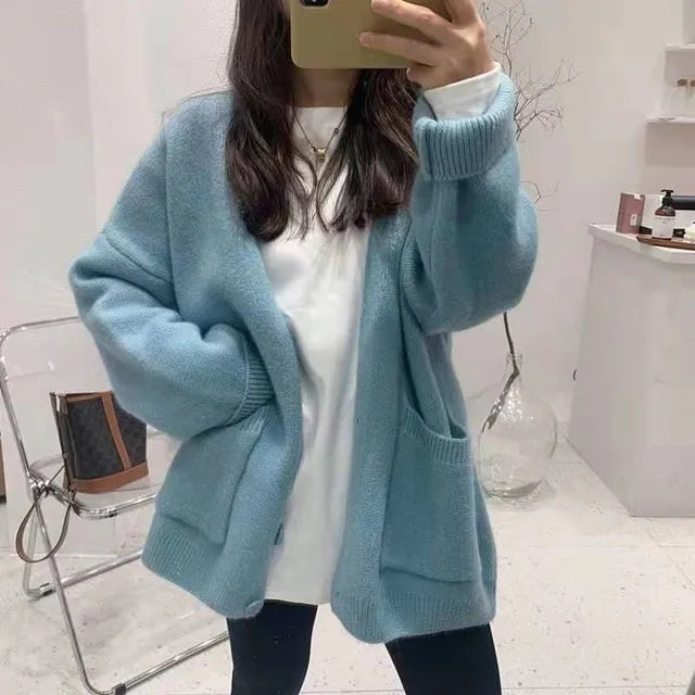 Casual cardigans with a V-neck and long sleeves