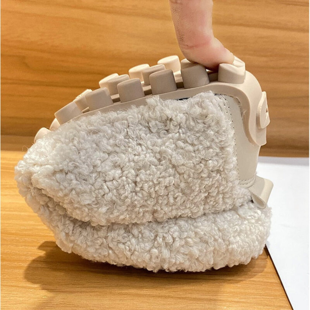 GR | Plush slippers