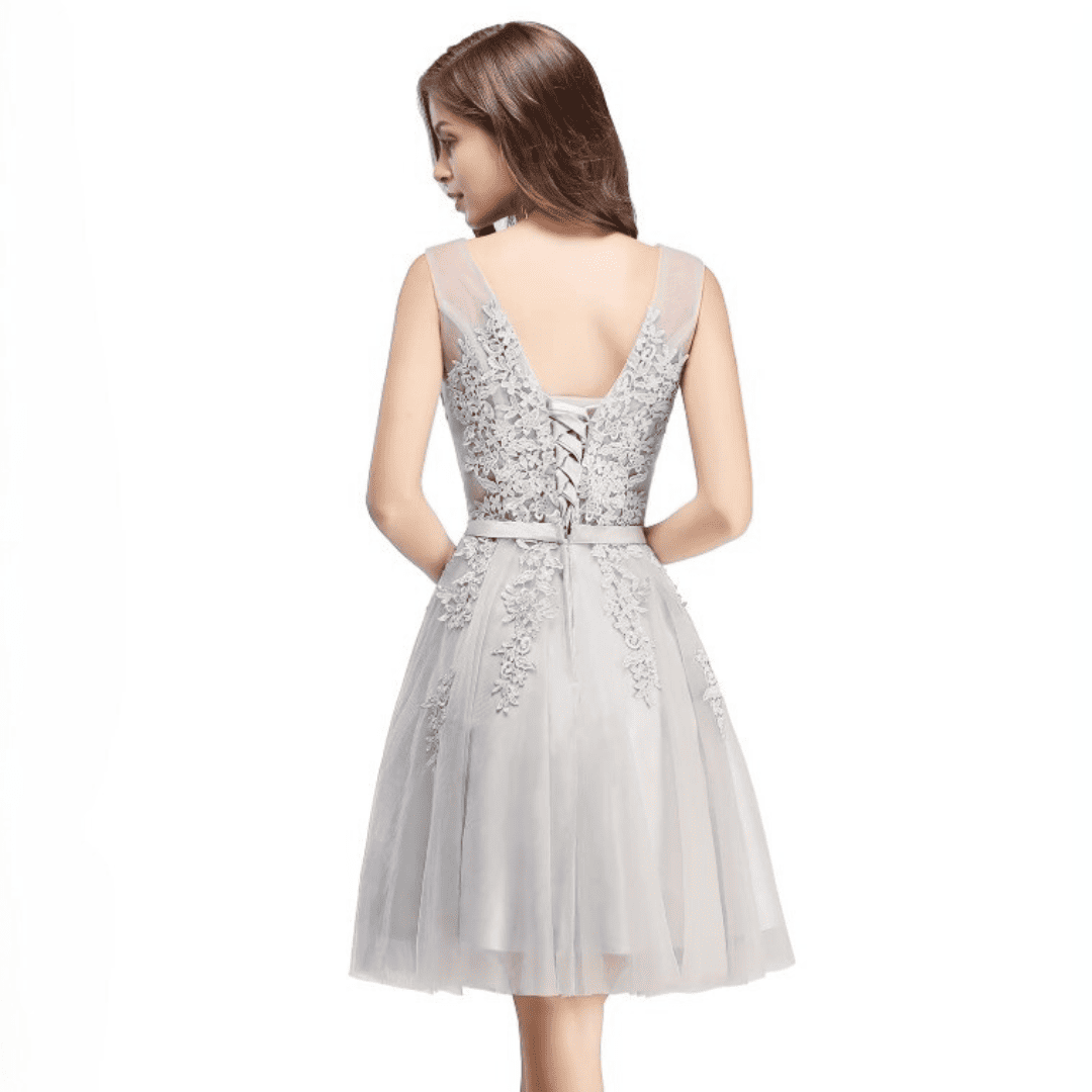 GR | Spitzenapplikation Kleid Für Die Hochzeit