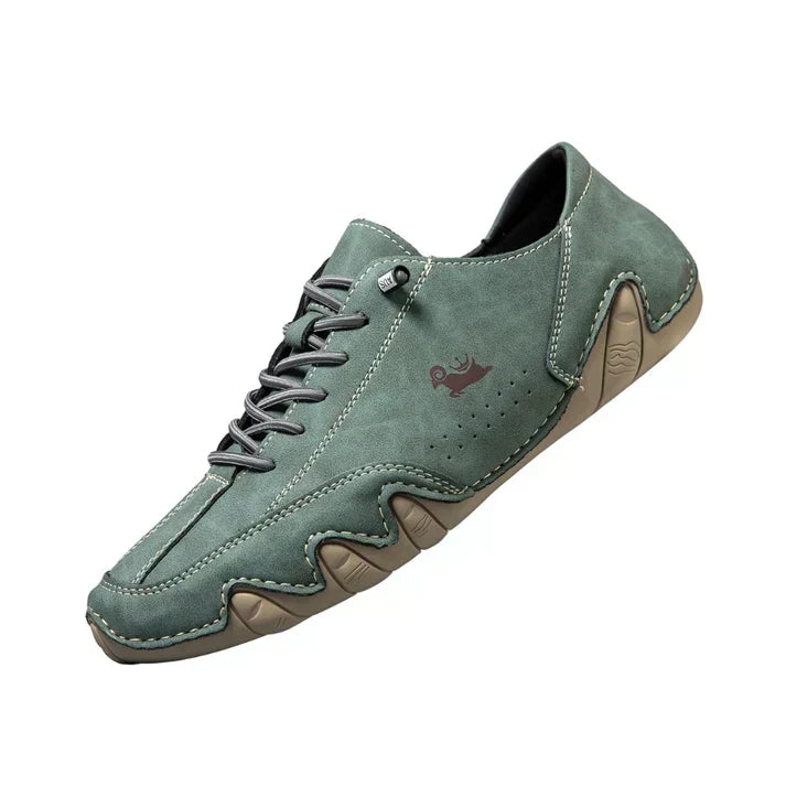 GR | Waterproof, non-slip sneakers with comfortable support
