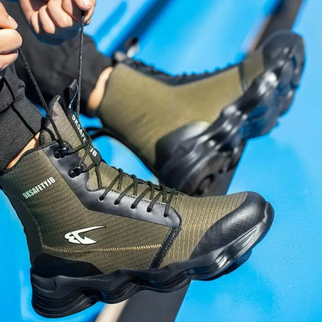 GR | Lightweight and Protective Safety Boots