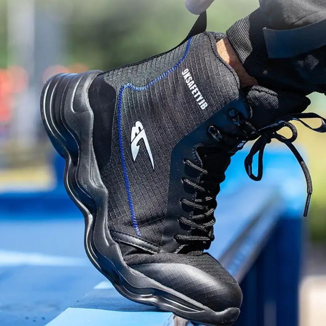 GR | Lightweight and Protective Safety Boots
