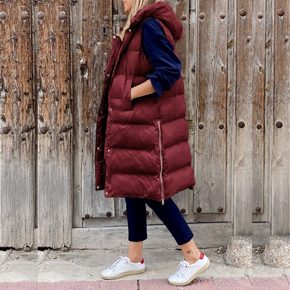 Long sleeveless cotton coat with hood