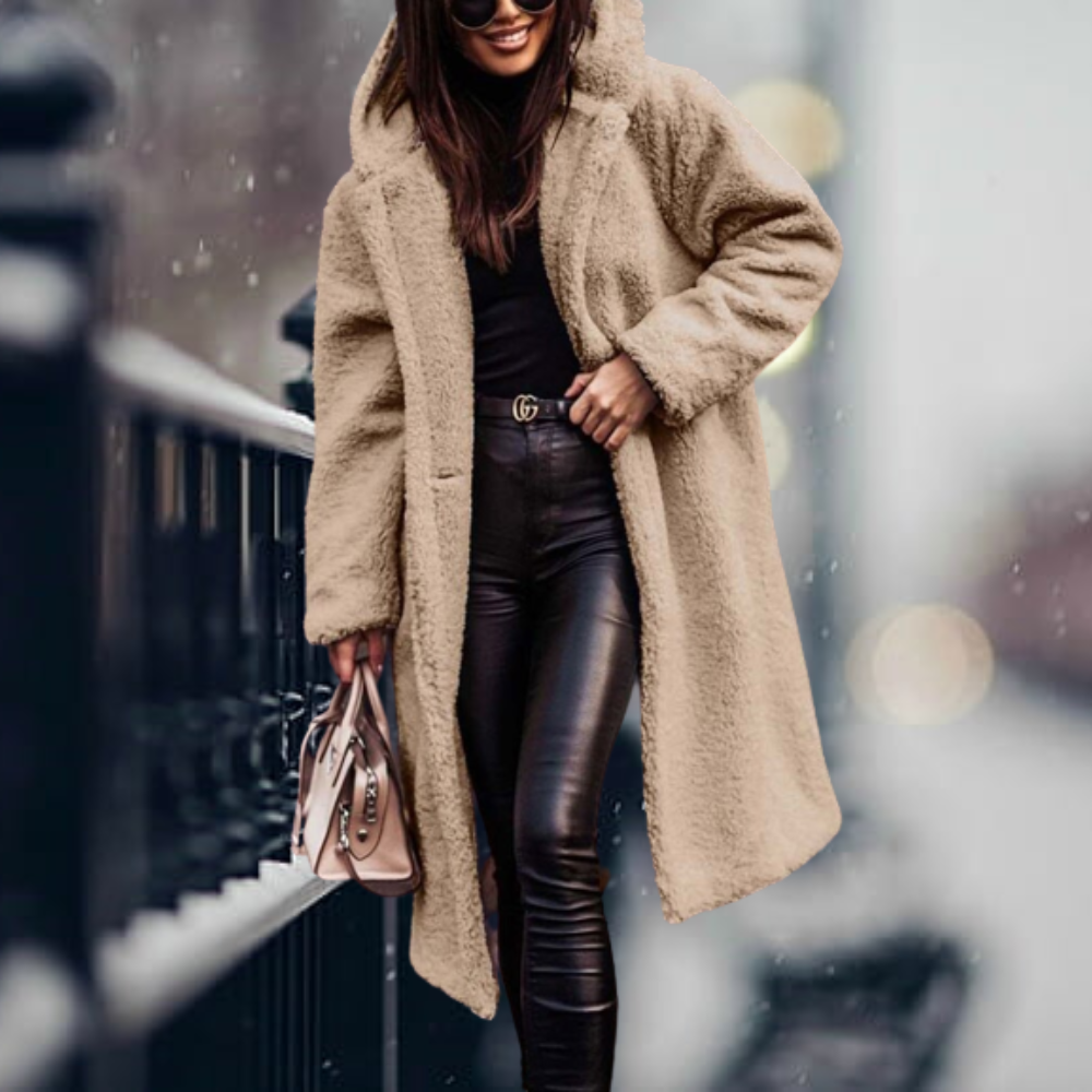 GR - Long fluffy coat with hood
