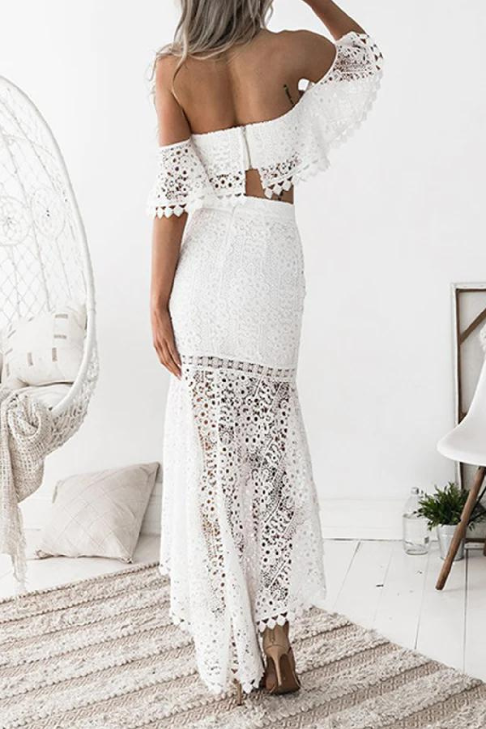 Elegant and seductive dress for women