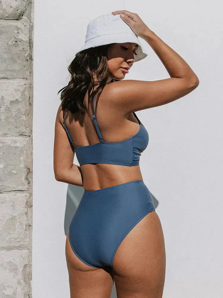 GR | Bikini Set | High-waisted bikinis are the best beach outfits for this summer