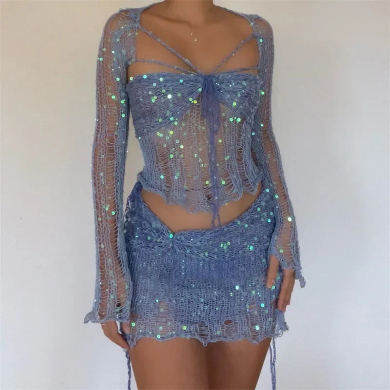 GR Two-piece long-sleeved sequined knit top with neckline and bodycon skirt