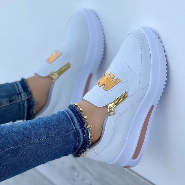 GR - Stylish women's sneakers