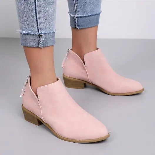 GR | Stylish suede ankle boots with