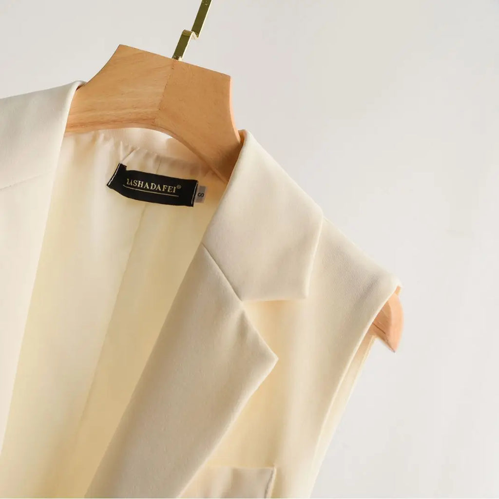 GR | Blazer - elegant women's waistcoat