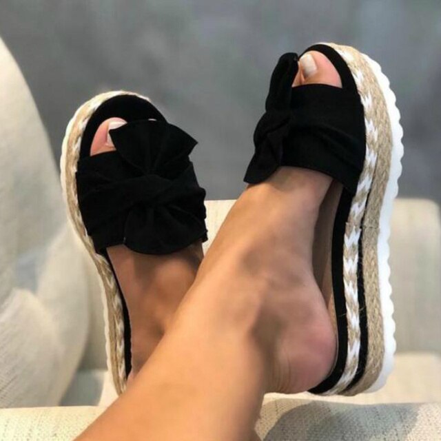 GR | Elegant women's sandals