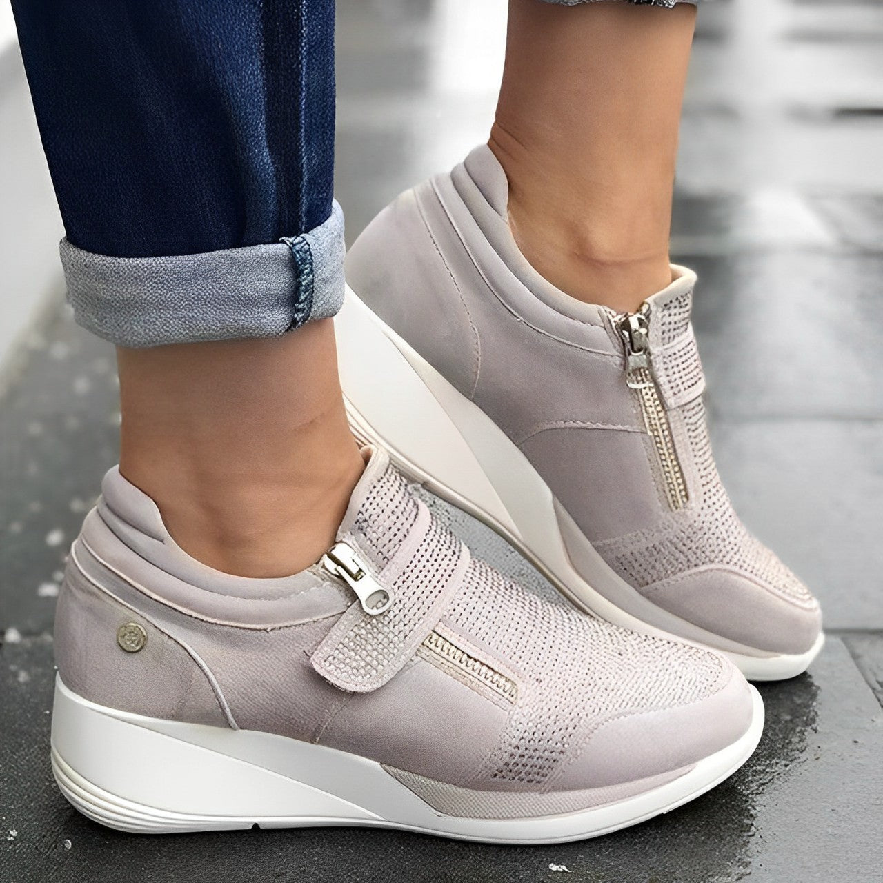 GR - Women's Glitter Sneakers