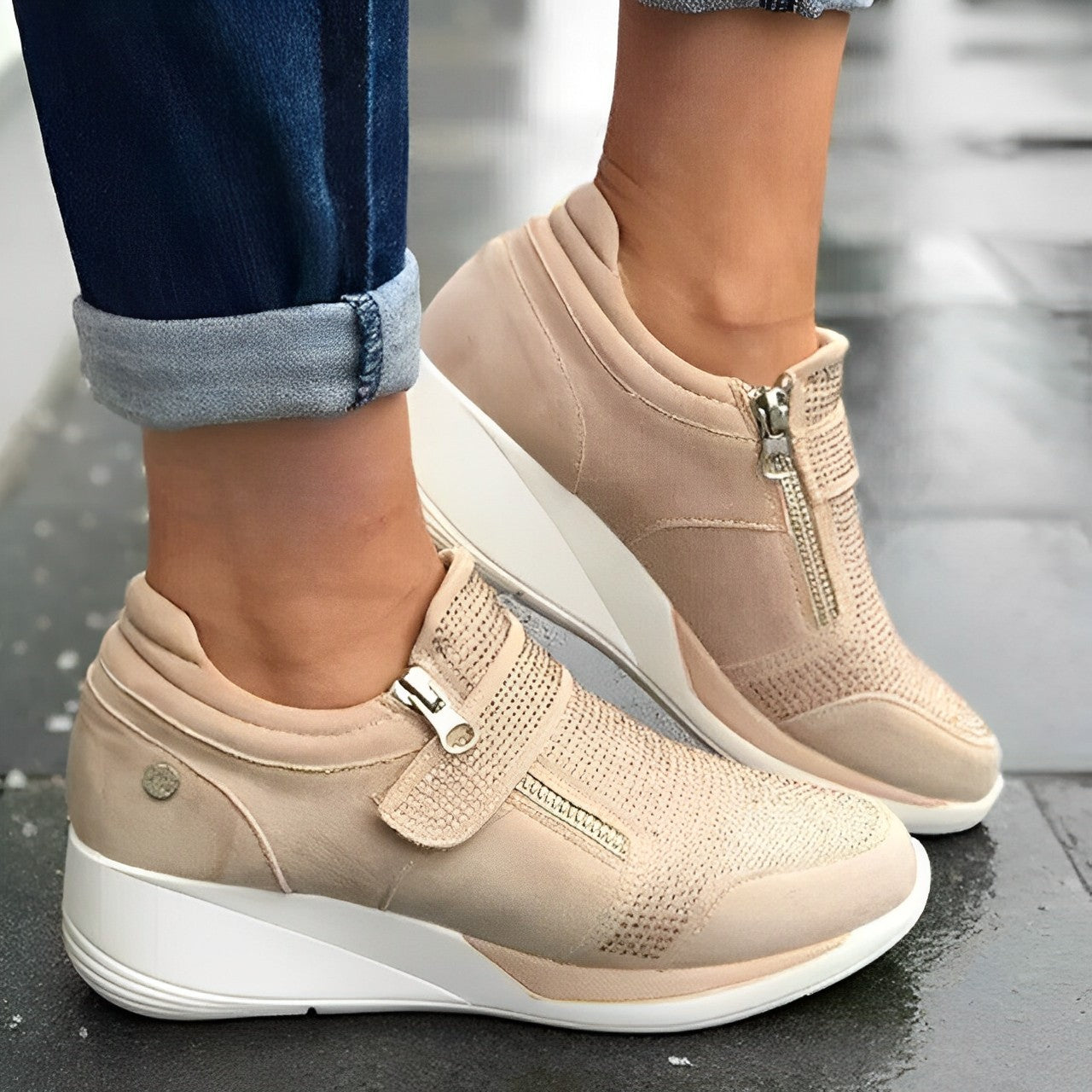 GR - Women's Glitter Sneakers