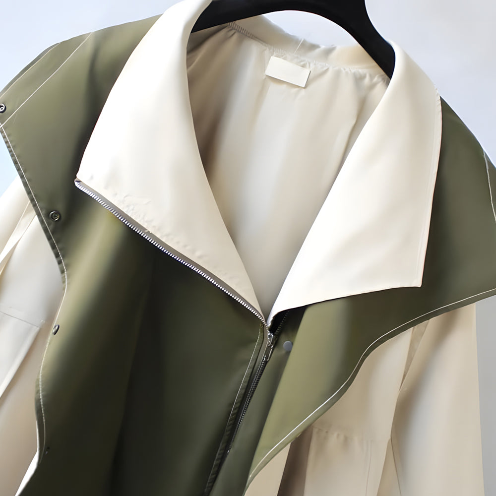 GR | Mid-length, fitted women's windbreaker with hood and zipper