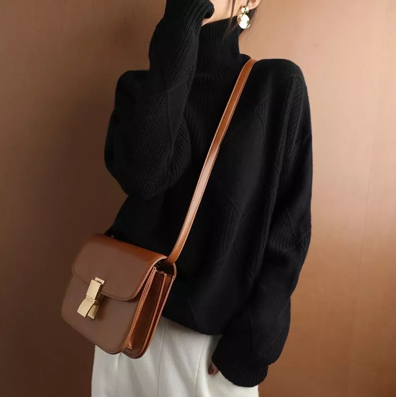 GR Hannover - Lose Rollkragenpullover Strickjacke
