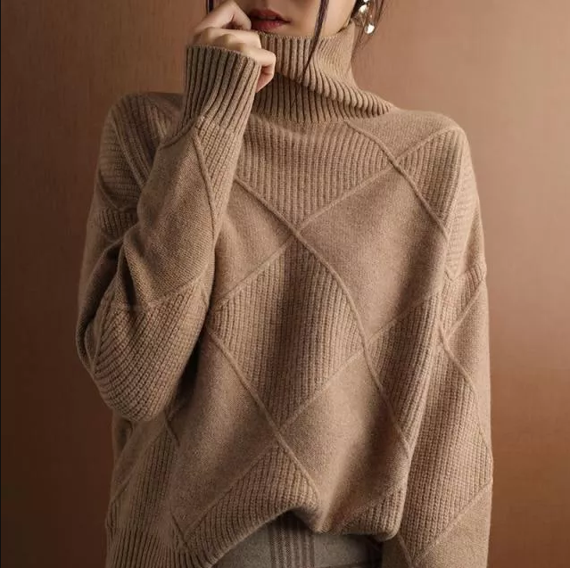 GR Hannover - Lose Rollkragenpullover Strickjacke