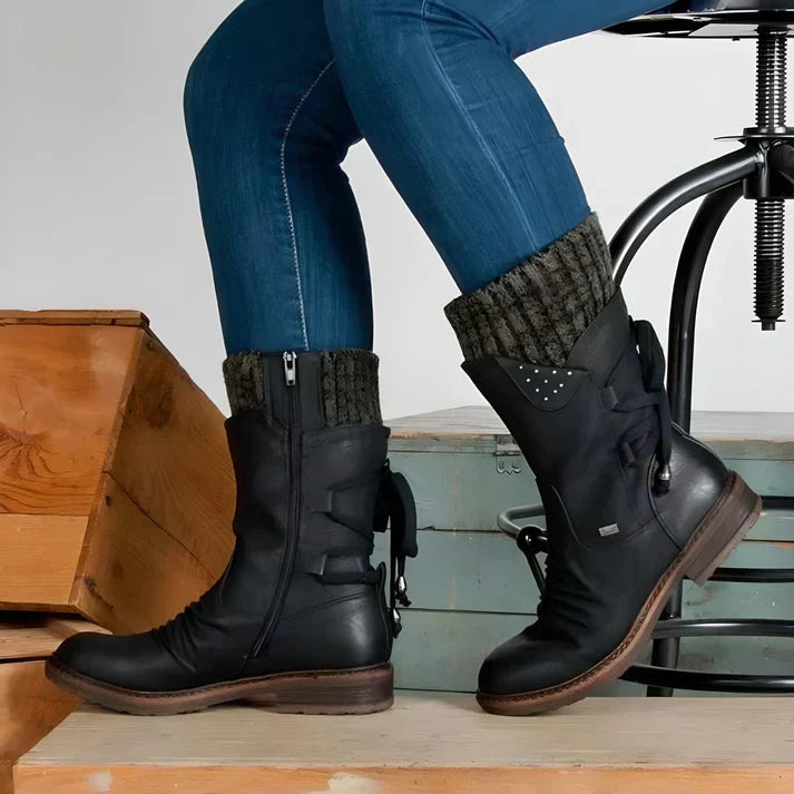 GR | Elegant leather boots for women