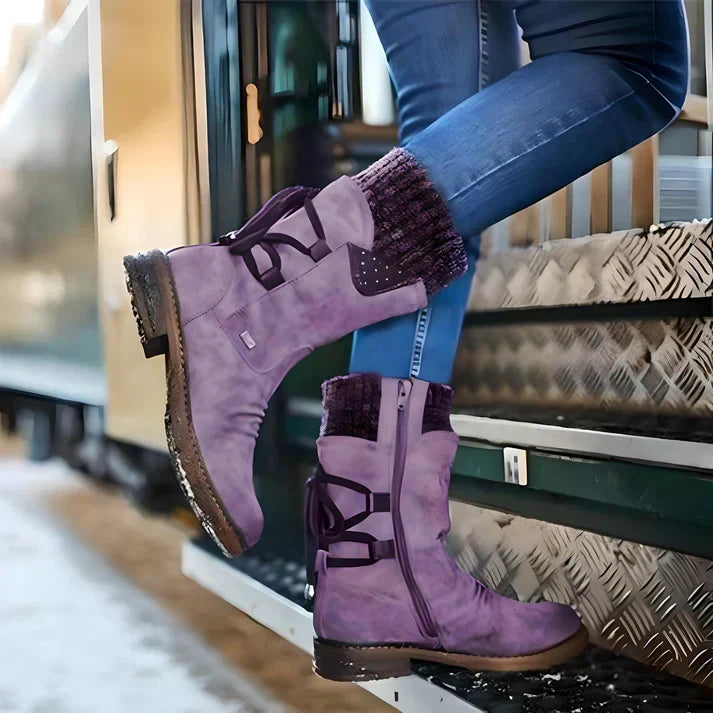 GR | Elegant leather boots for women