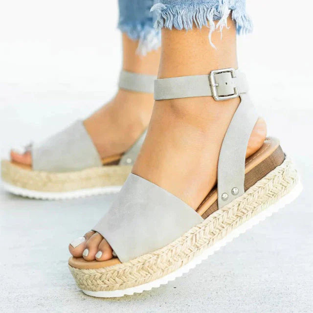 GR | Trendy Sandals for Women's Feet