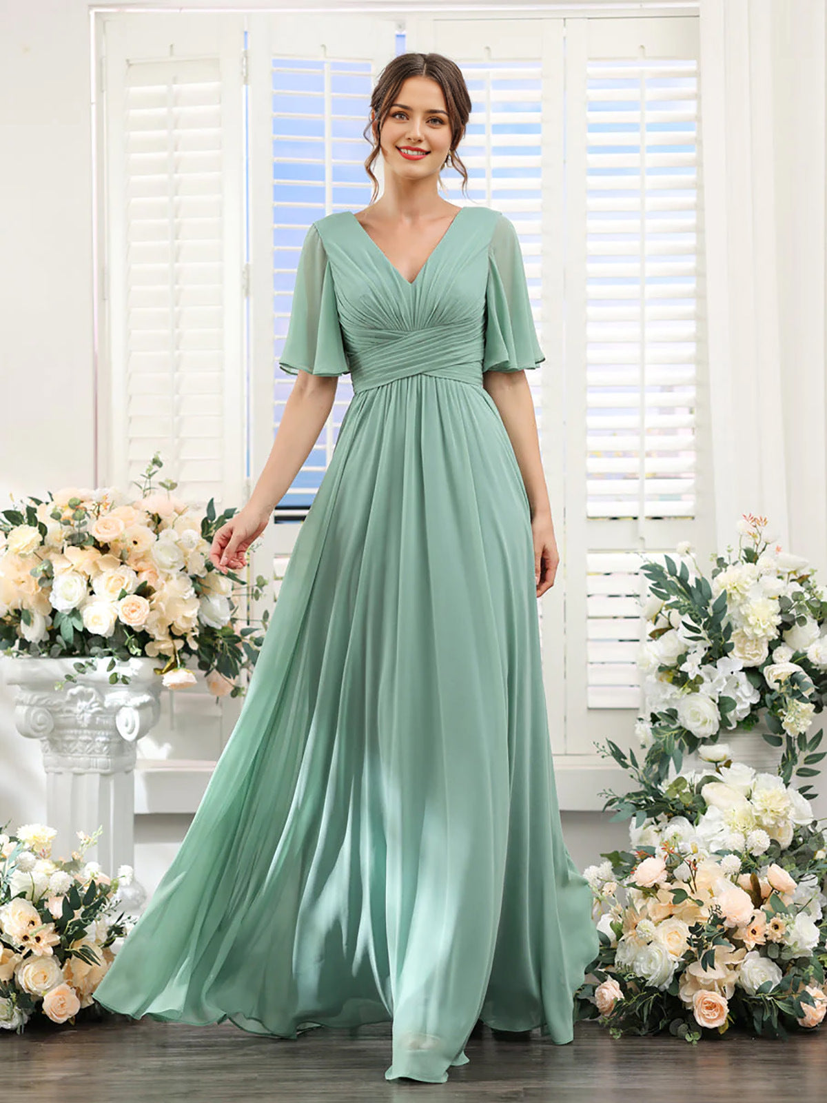 dress | Flowing V-neck chiffon dress for women