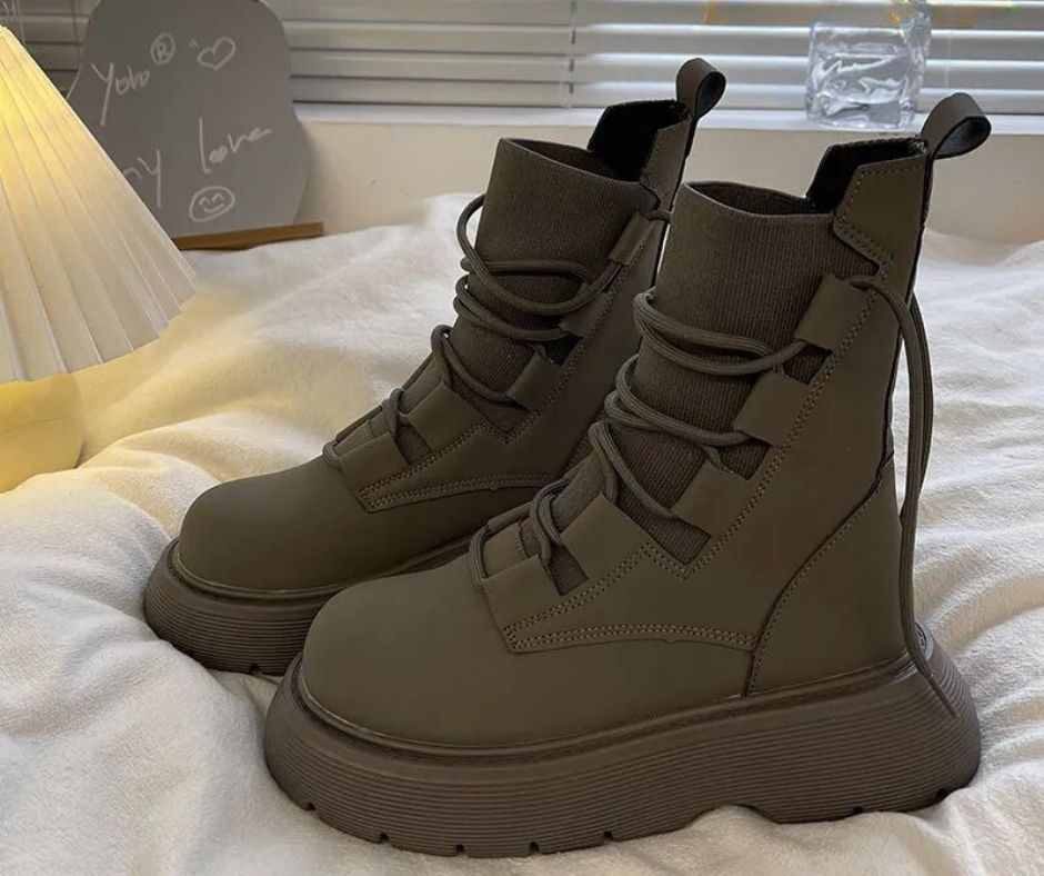 GR | Thick veteran boots