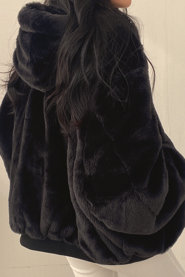 GR | | Faux fur | Hooded jacket | Bomber jacket | Oversized jacket