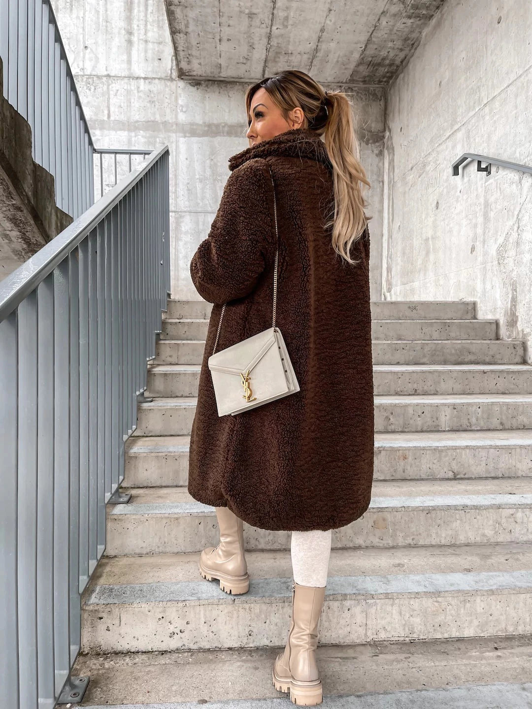 Winter coat made of fine wool