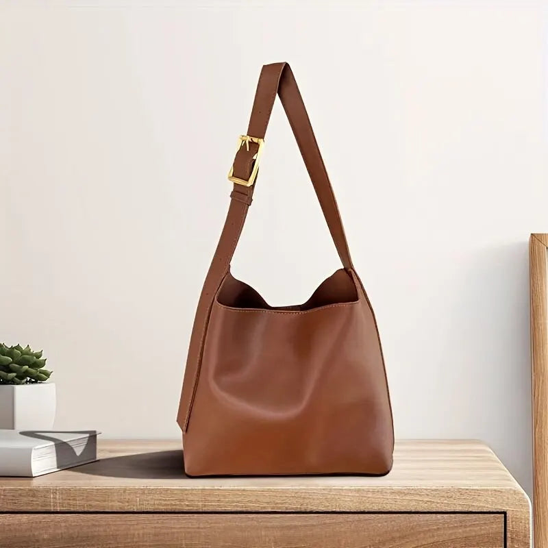 Elegant leather bag 