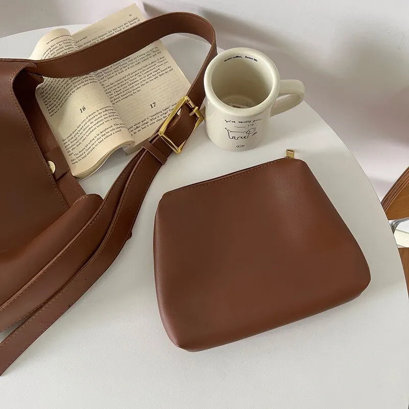 Elegant leather bag 