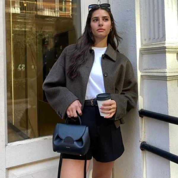 GR | Single-breasted, relaxed fit, short wool coat, wool trench coat for women