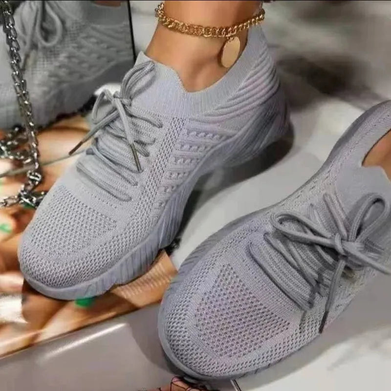 GR | Breathable mesh sneakers