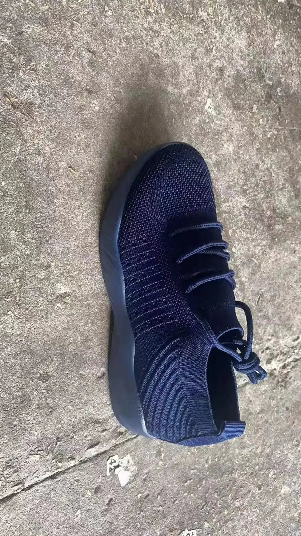 Women's Mesh Breathable Lace-Up Sneakers