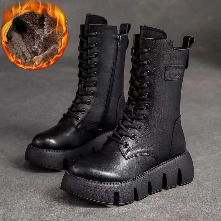 GR – Stylish boots with a high sole