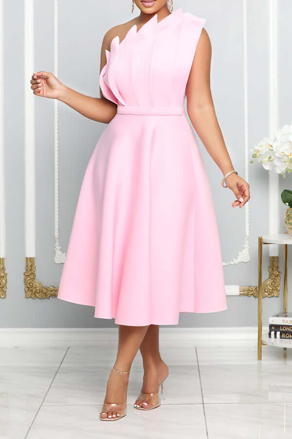 GR | One Shoulder Midi Kleid Elegante A-linie Passform Skulpturierte Details Festliche Kleidung