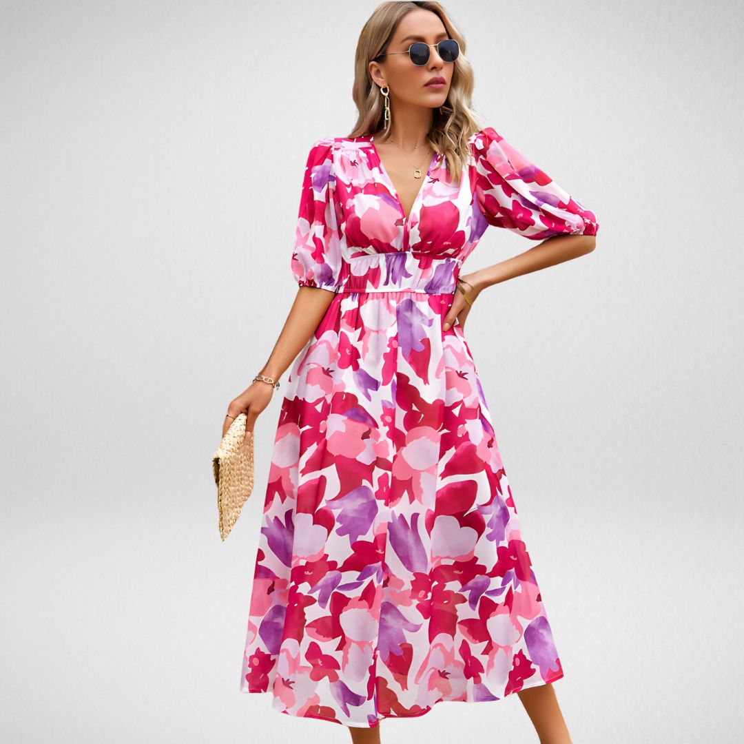 GR | Charming dress with a V-neck